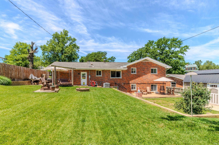Listing Image 10