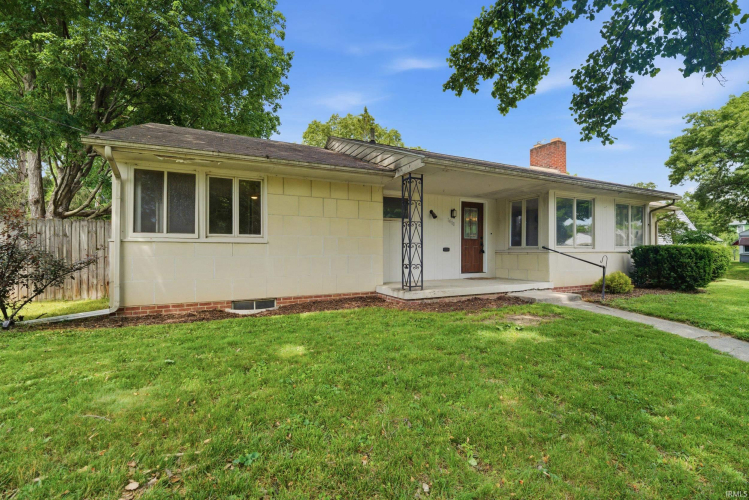 Listing Image 3