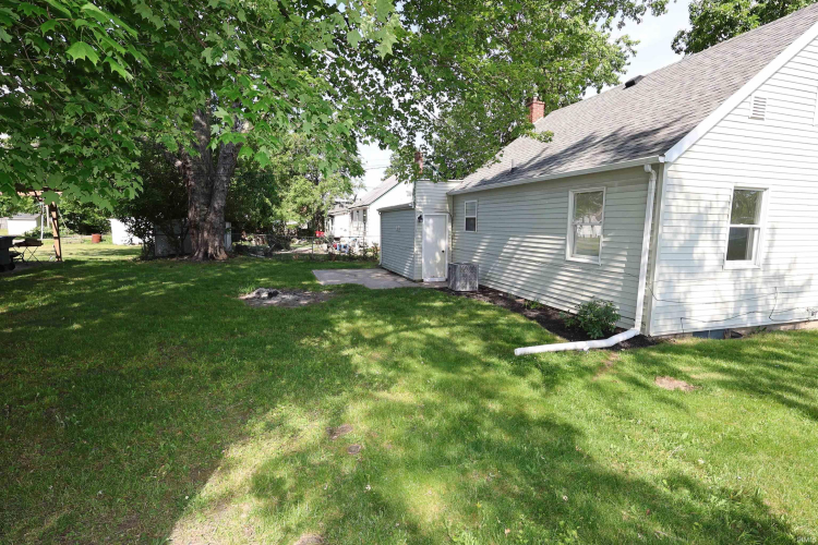 Listing Image 24