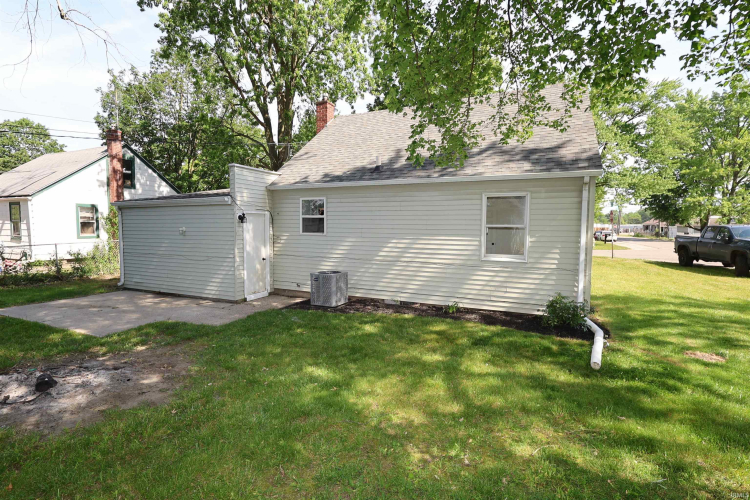 Listing Image 25