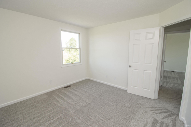 Listing Image 24