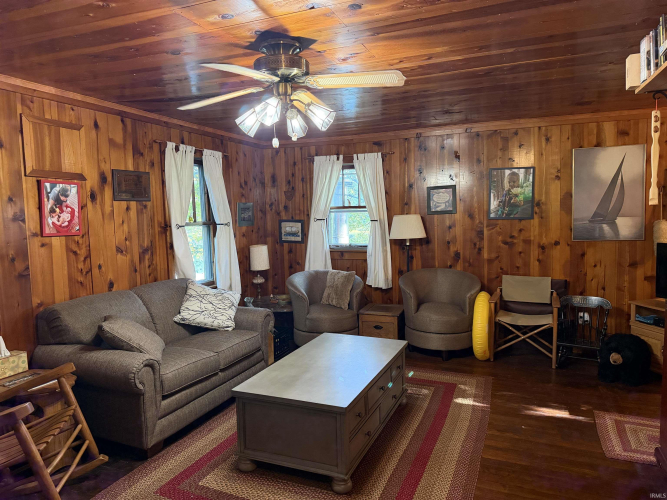 Listing Image 14