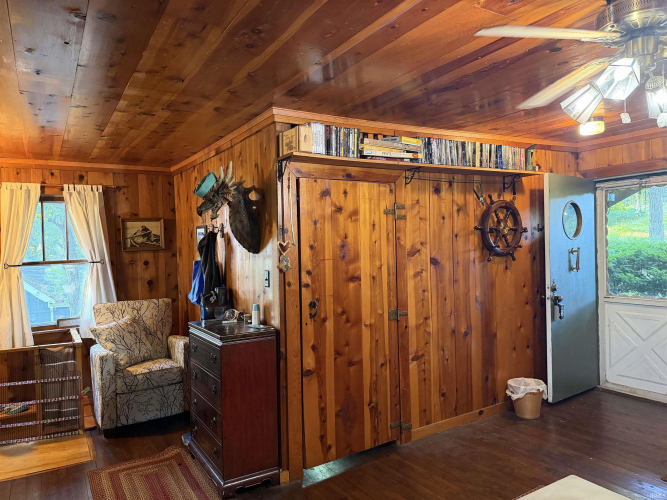 Listing Image 17