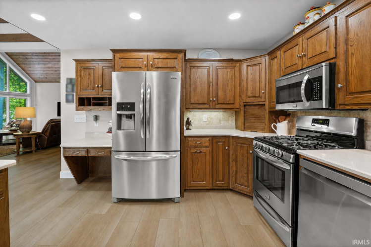 Listing Image 15
