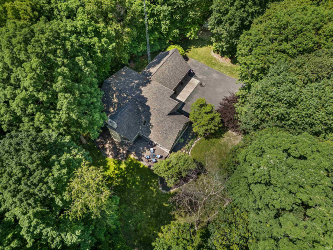 Listing Image 48