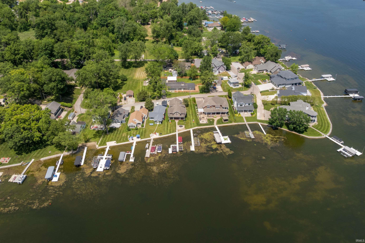 Listing Image 44