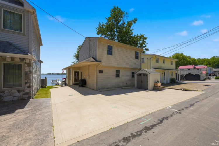 Listing Image 33