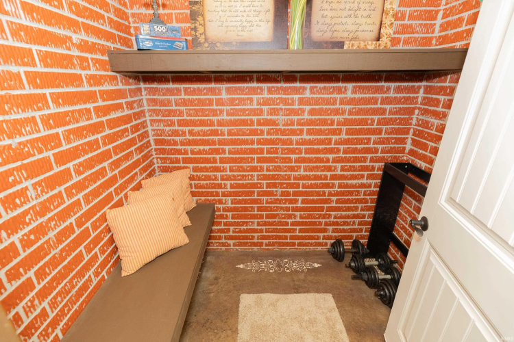 Listing Image 31