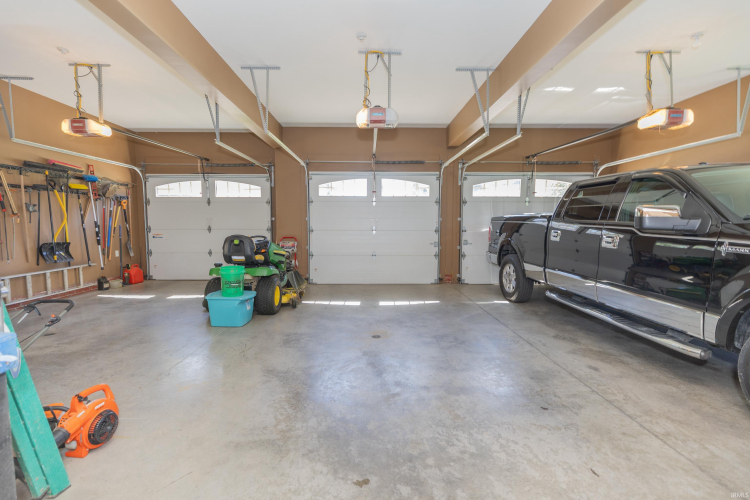 Listing Image 37