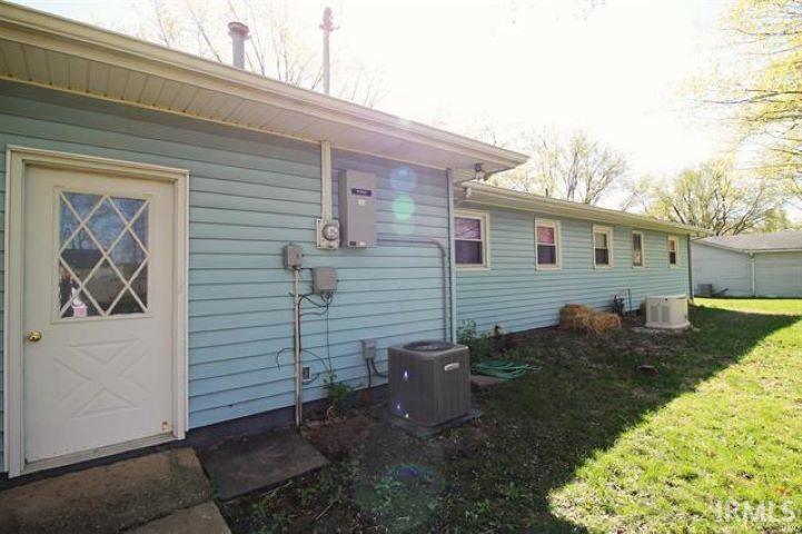Listing Image 19
