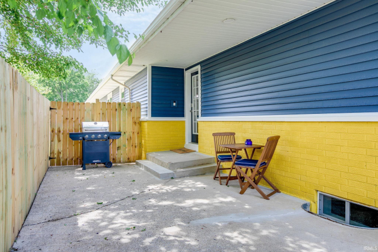 Listing Image 38