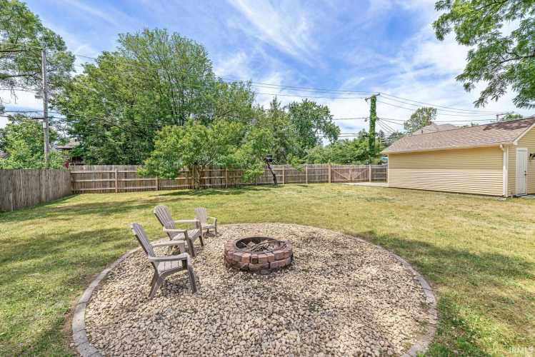 Listing Image 36