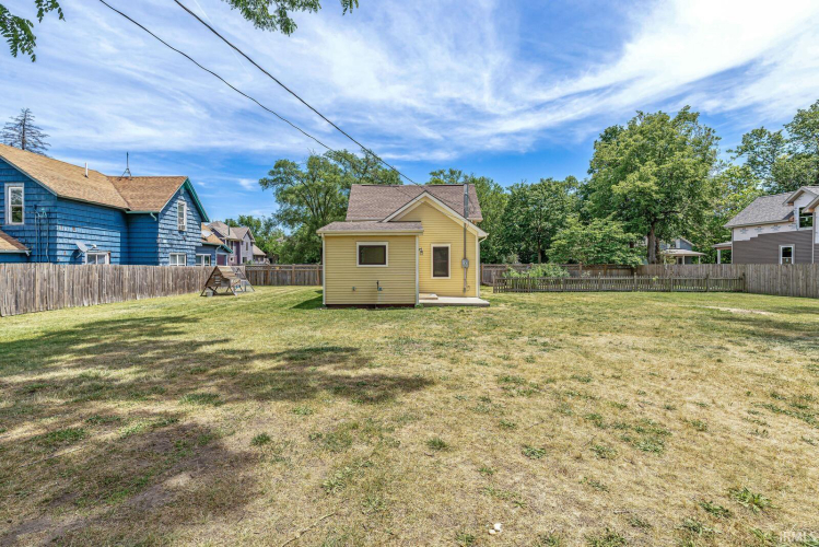Listing Image 41