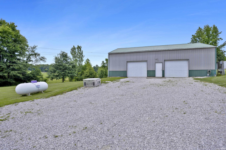 Listing Image 32