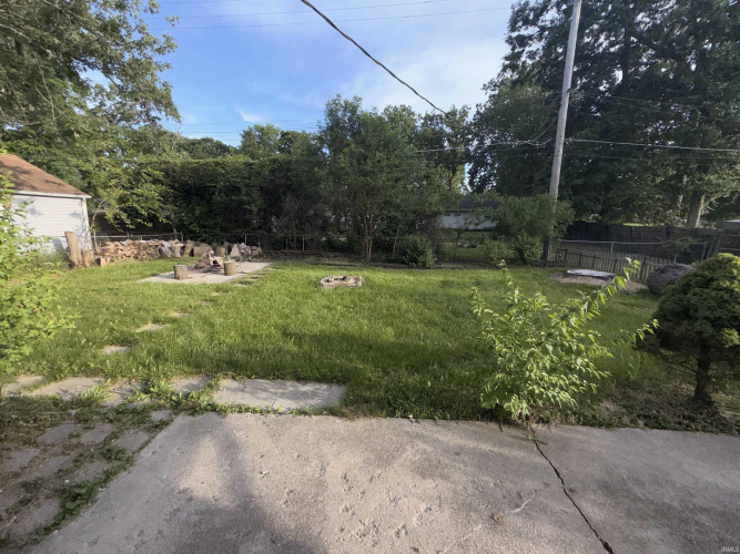Listing Image 14