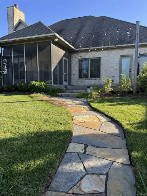 Listing Image 41