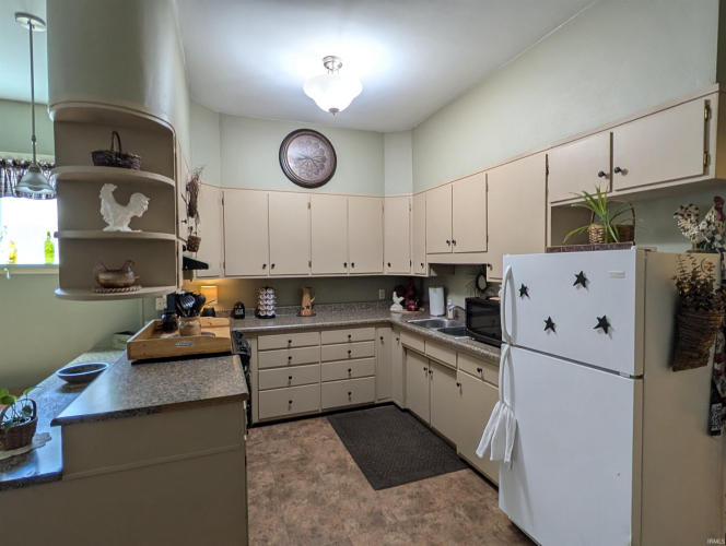 Listing Image 22