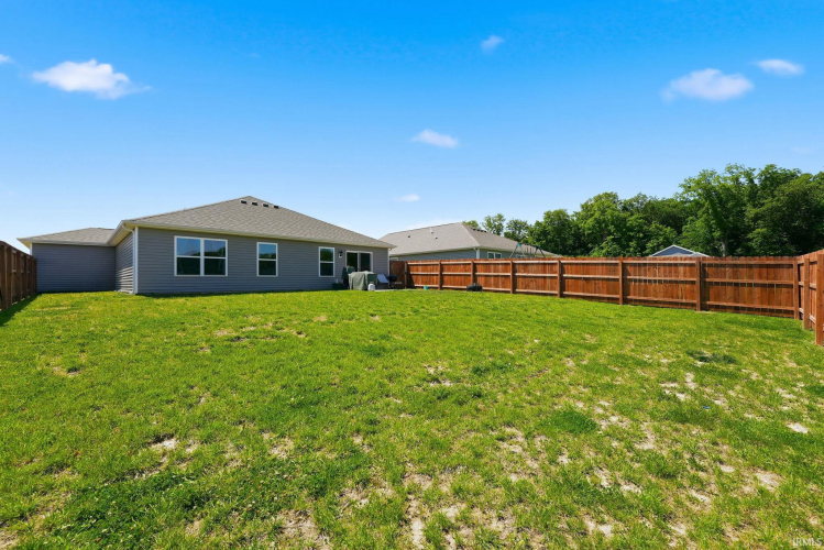 Listing Image 29