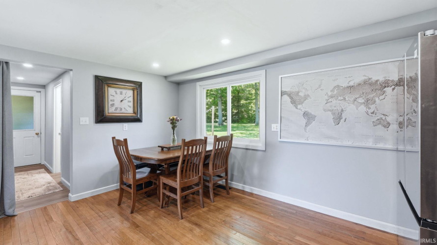 Listing Image 13