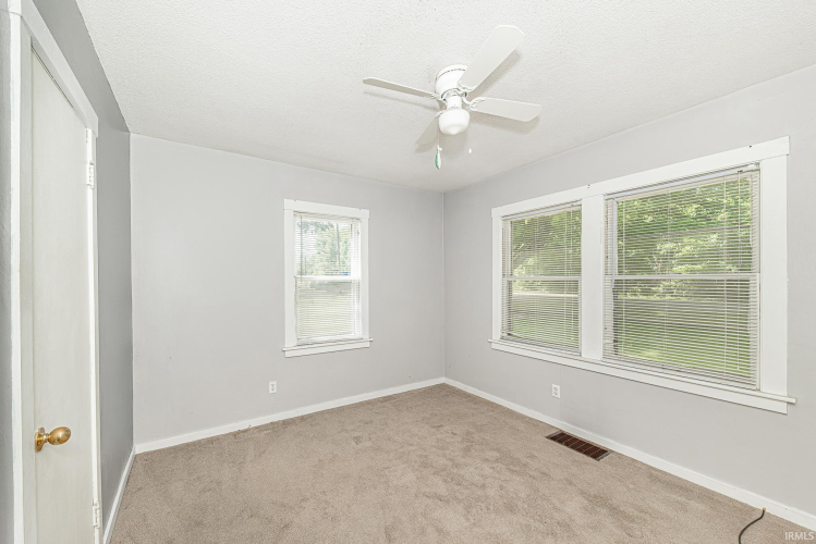 Listing Image 30