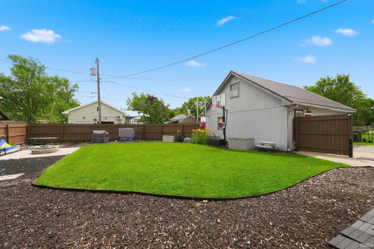 Listing Image 22