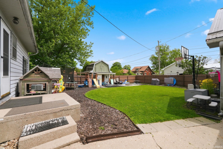 Listing Image 23