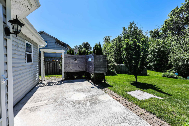 Listing Image 27