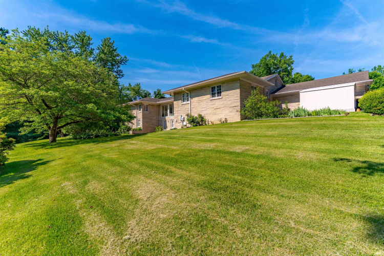 Listing Image 35