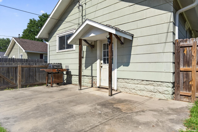 Listing Image 18
