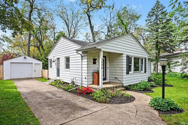 Listing Image 2