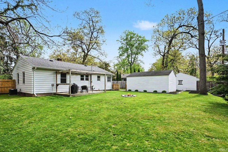 Listing Image 15