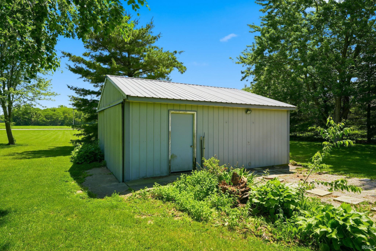 Listing Image 40