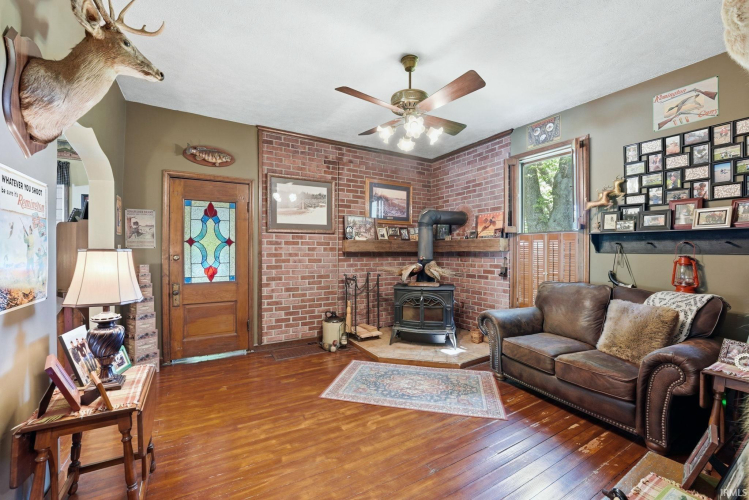 Listing Image 21