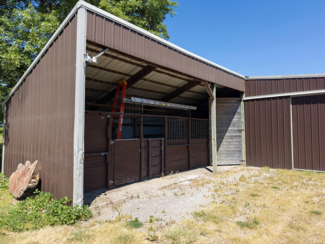 Listing Image 33