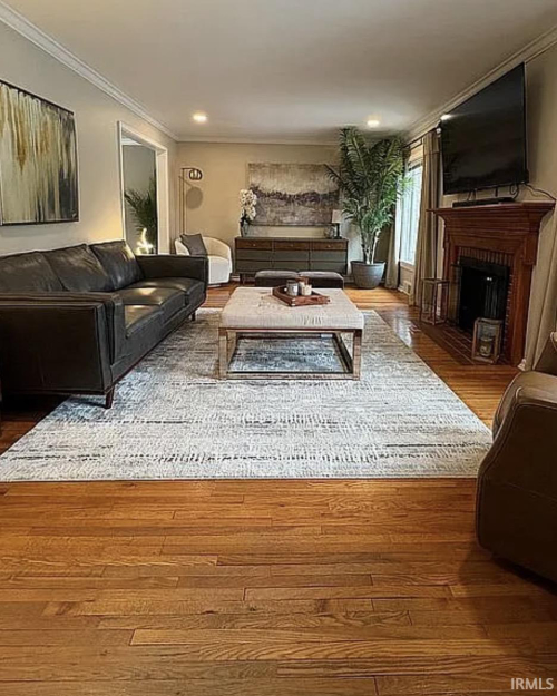 Listing Image 2