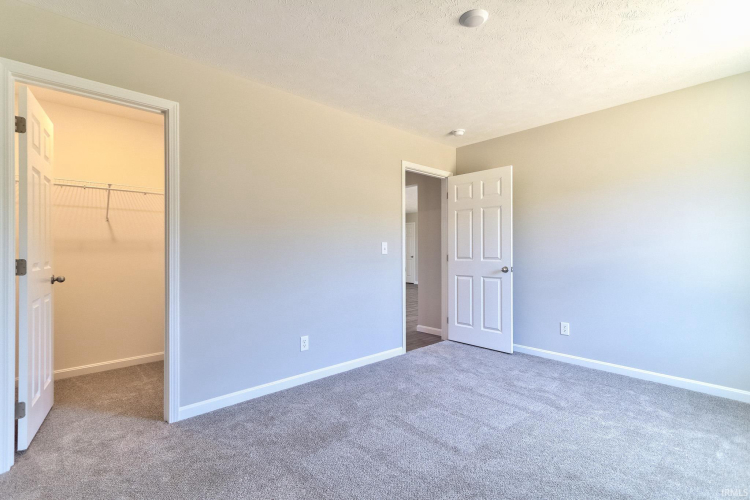 Listing Image 30