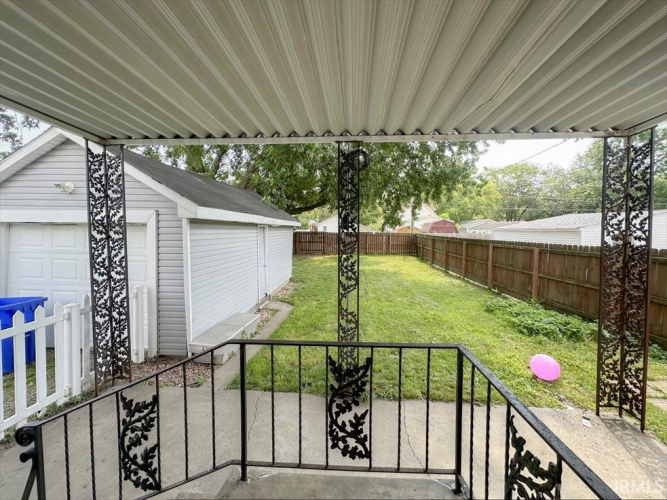 Listing Image 15