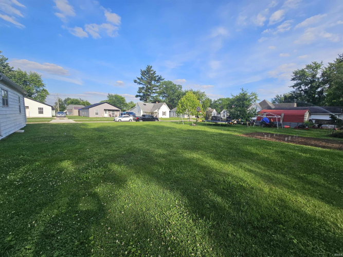 Listing Image 17