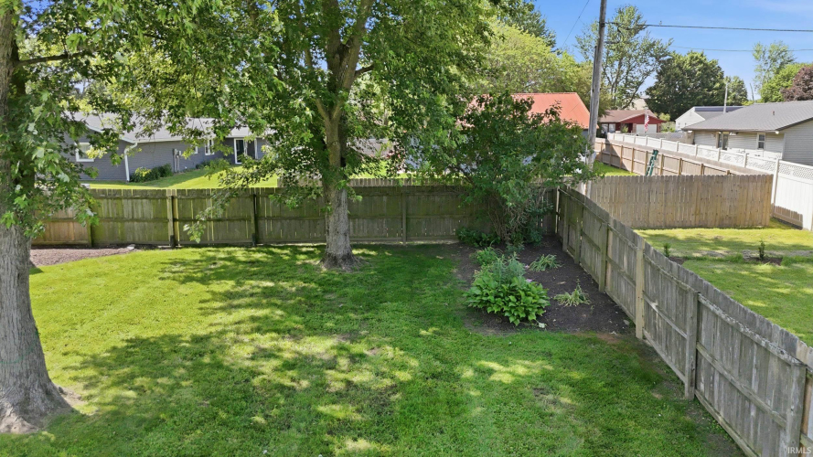 Listing Image 33