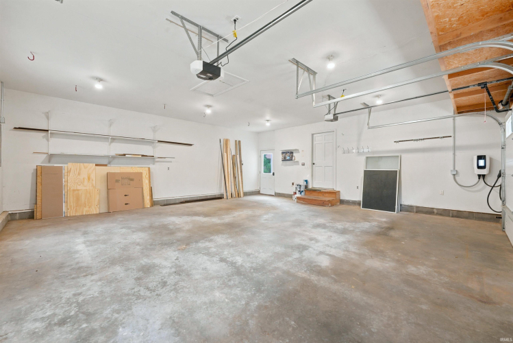 Listing Image 41