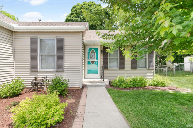 Listing Image 2