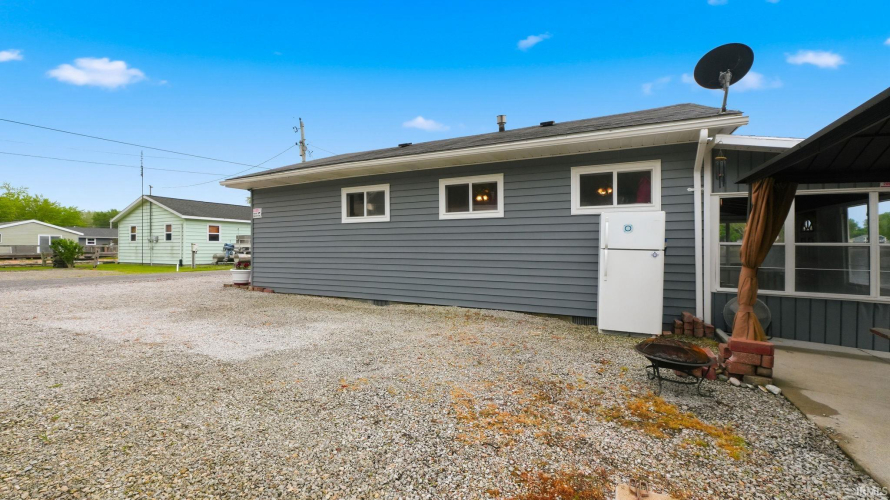 Listing Image 50