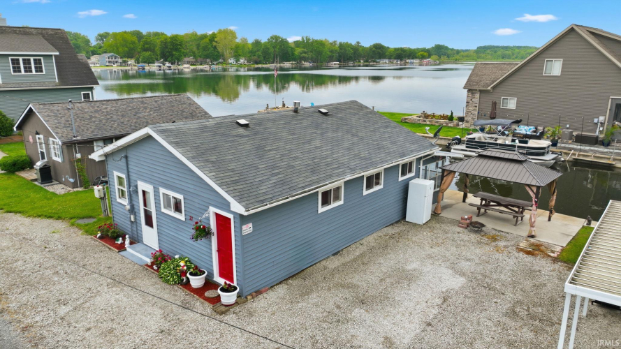 Listing Image 7