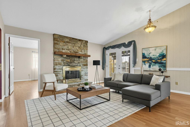 Listing Image 13