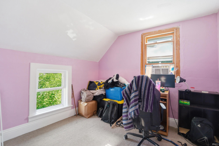 Listing Image 17