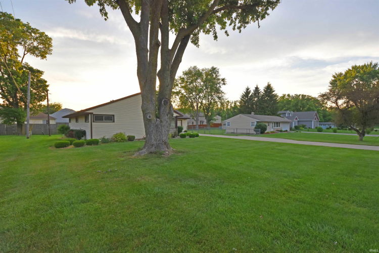 Listing Image 29
