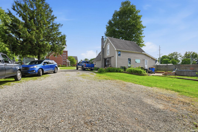Listing Image 18
