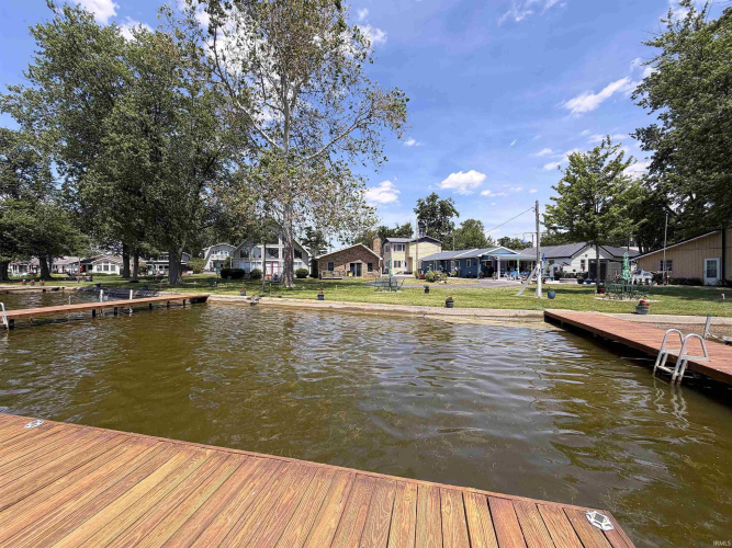 Listing Image 25