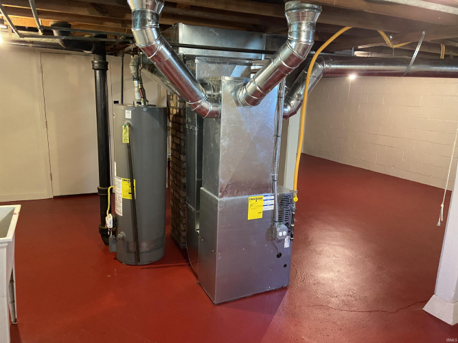 Listing Image 17