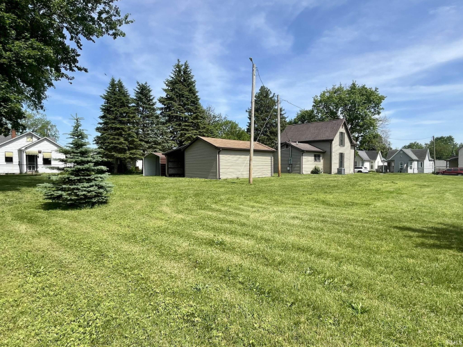 Listing Image 6